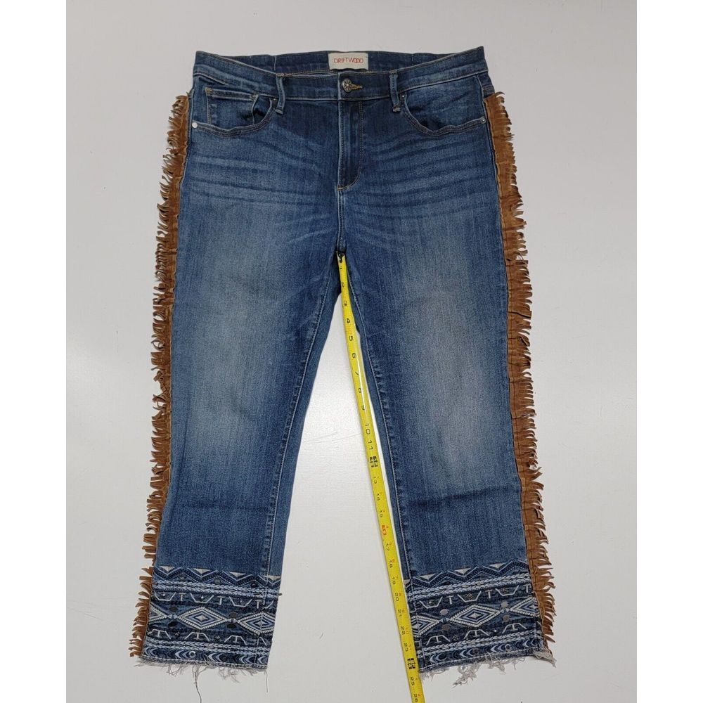 Driftwood Women's Straight‎ Embroidered Ruffled Blue Jeans Sz 32